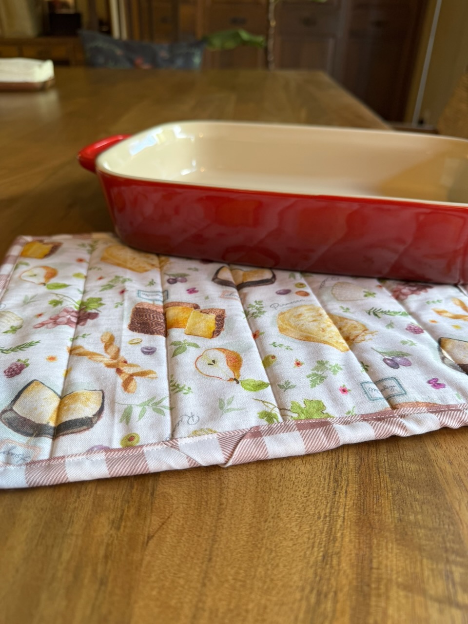 Hot pad and coasters matching set